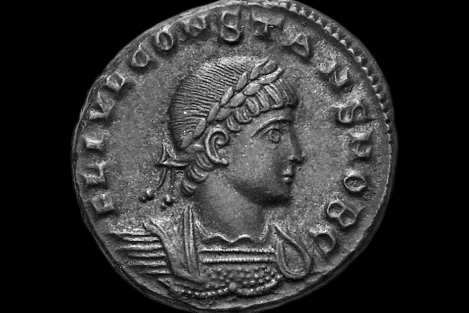 Aegis-Bearer: Constans I