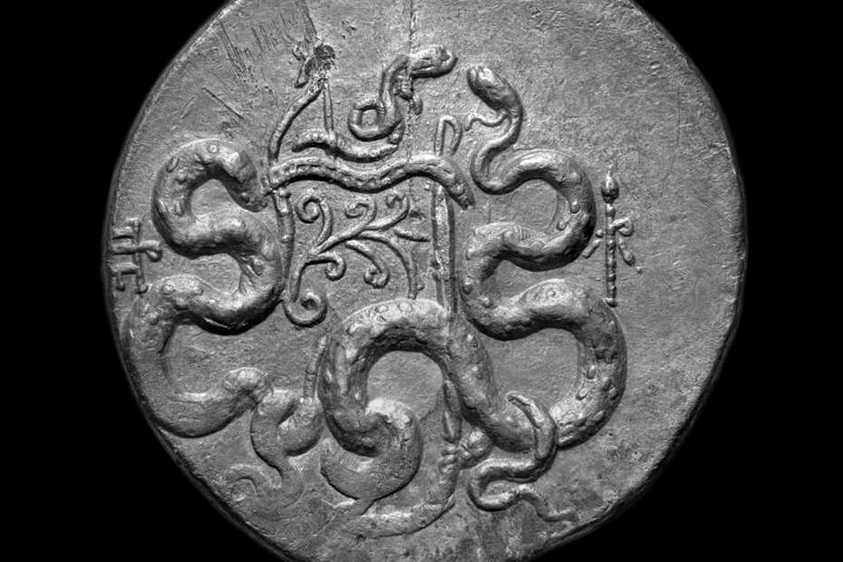 Thyrsos